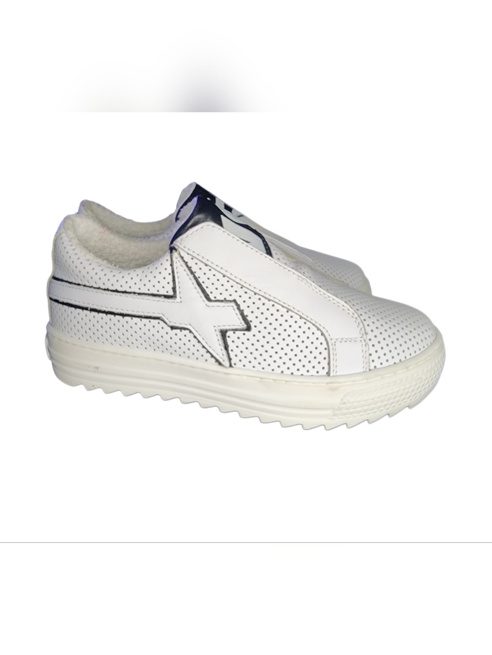 W6YZ Slip-On Sneakers, Girls 28 EU (11 US)